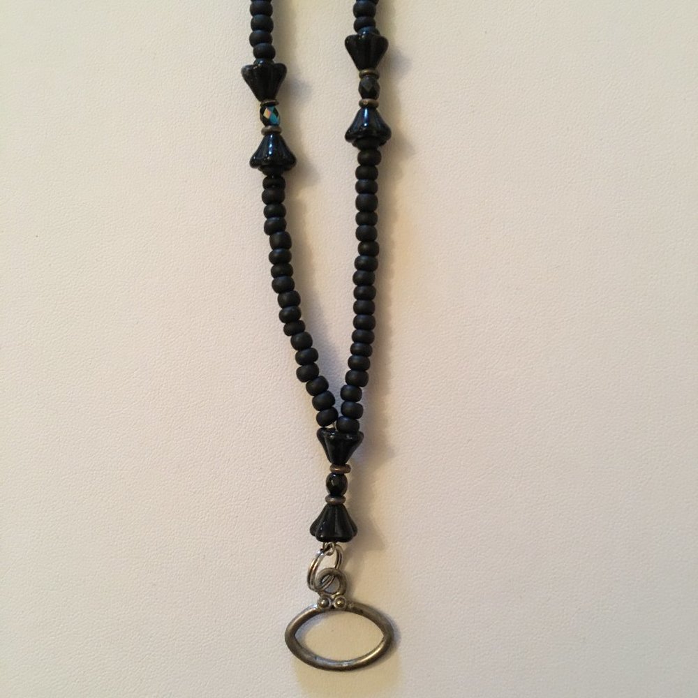 Beaded Eyeglass Holder